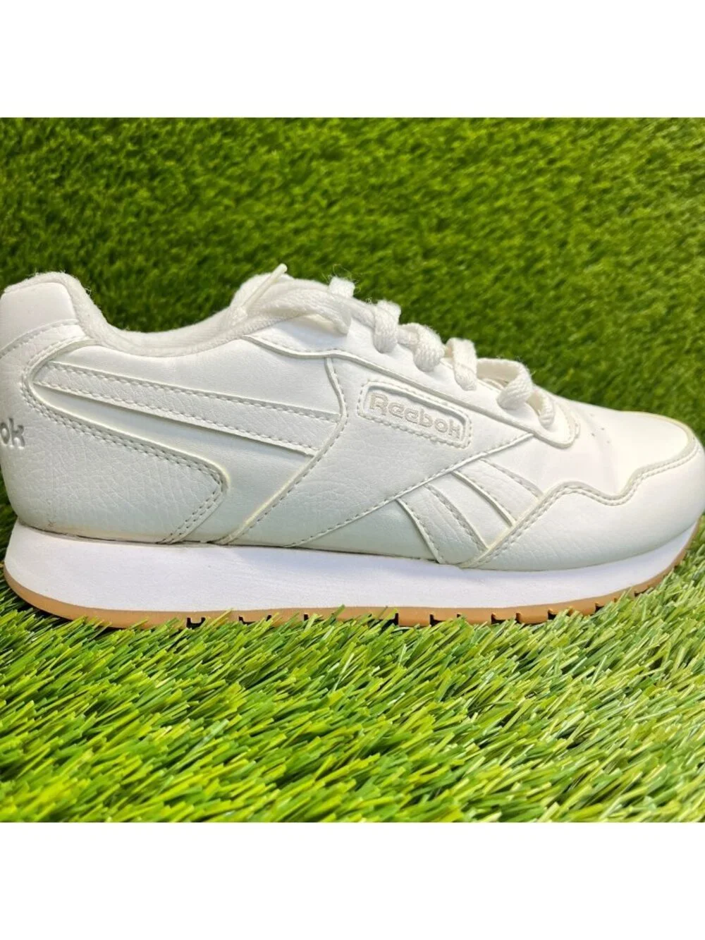 Reebok Classic Harman Run Womens Size 7 White Athletic Leather Shoes Sneakers